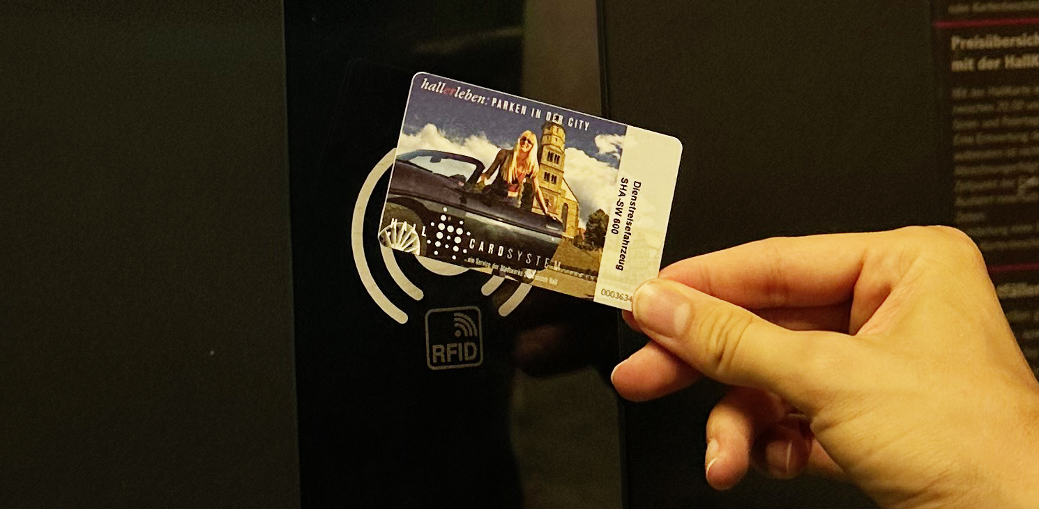 HallCard vor Bezahlautomat